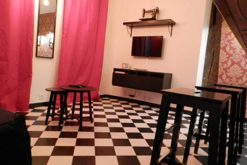 Studio Bistrot Baroque Centre Ville Historique Труа Экстерьер фото